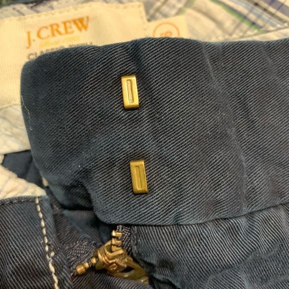 J.Crew navy classic twill chino shorts, size 6 - Picture 4 of 5